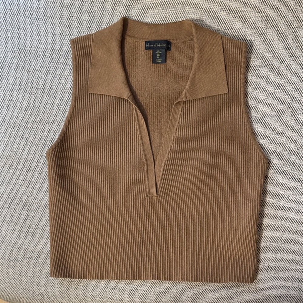 House of Harlow 1960 V-Neck Tan Sweater Vest
